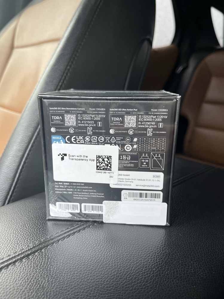 Insta360 GO Ultra Standard Bundle, Midnight Black