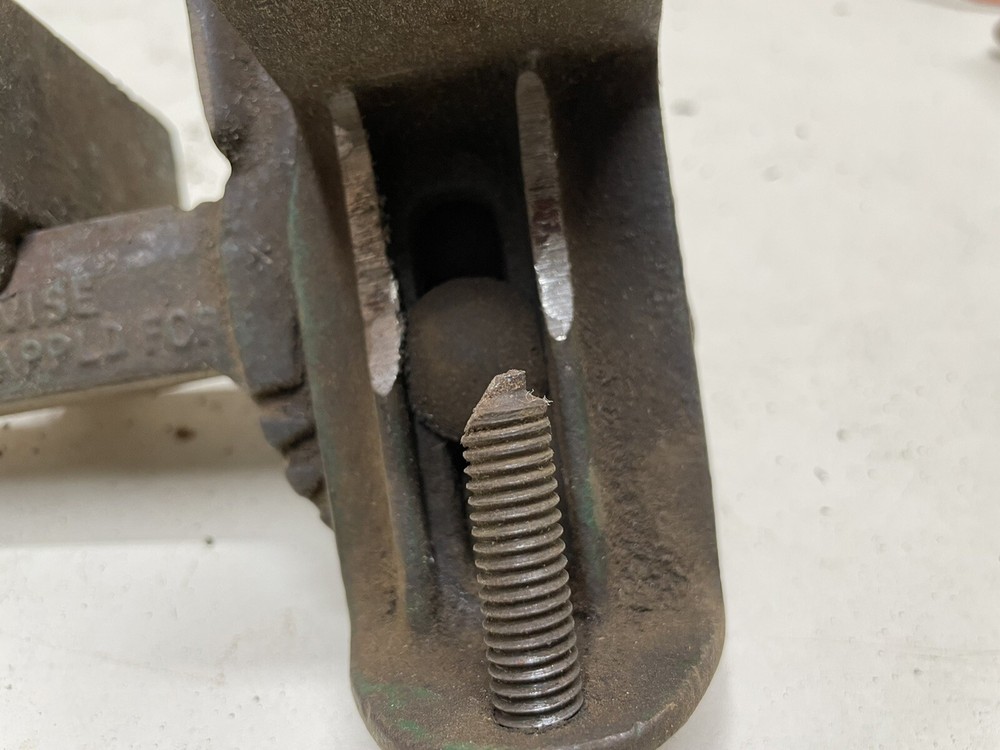 WALLER’S QUICKVISE