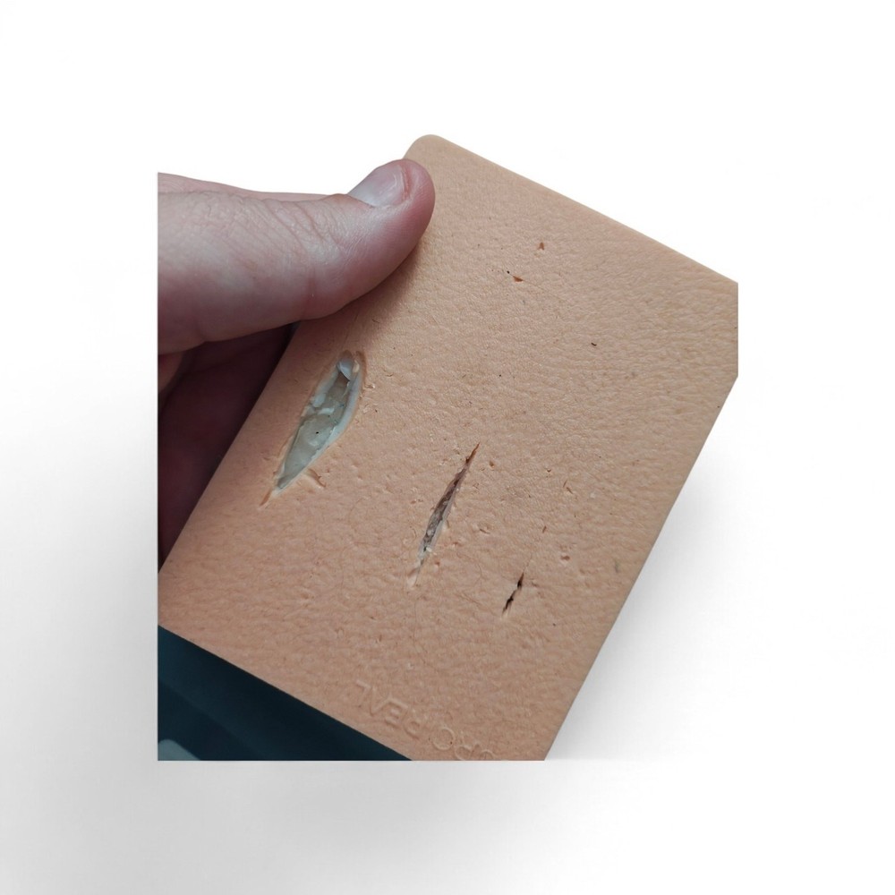 Dermal Lesion Suture Training Kit