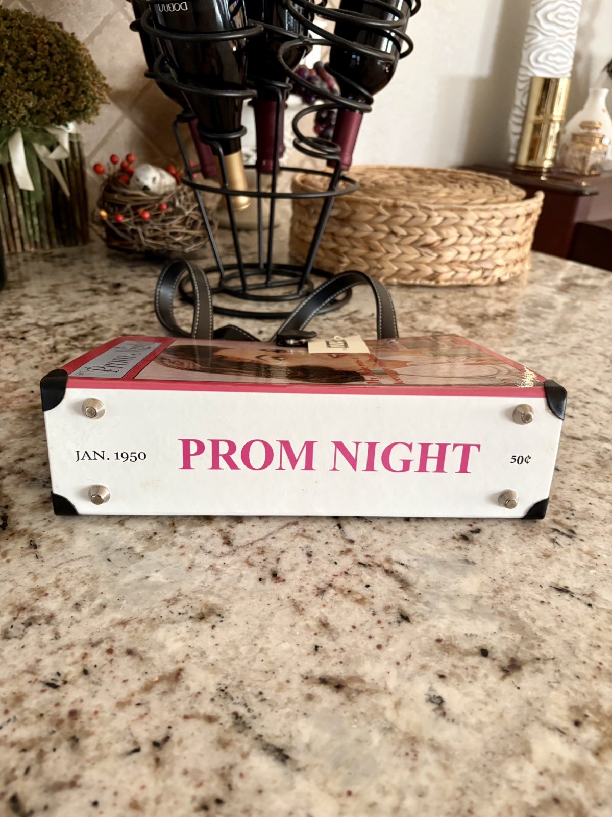 Vintage Magazine Purse “PROM NIGHT “ Nwt By Prezzo Single Handle Snap Closure