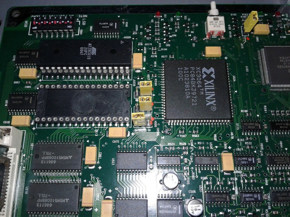 MOTOROLA BLN7061B13 CA2HMFT BOARD