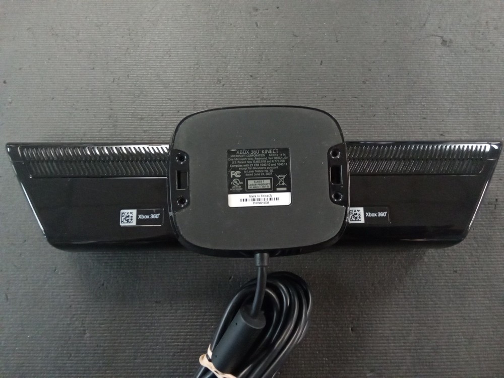 Microsoft Xbox 360 Kinect Sensor Bar Only - Black "UNTESTED"