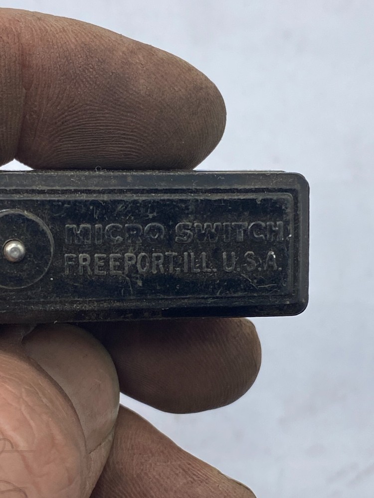 Micro Switch BZ-R 2447 Basic Switch Black 8233 Micro Switch BZR2447 🔔