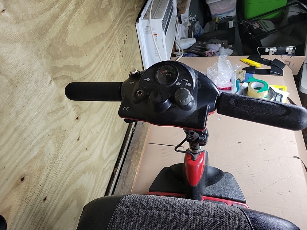 Pride Sonic Mobility Scooter needs batteries!