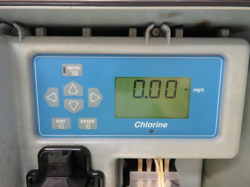 Hach CL17 Chlorine Analyzer
