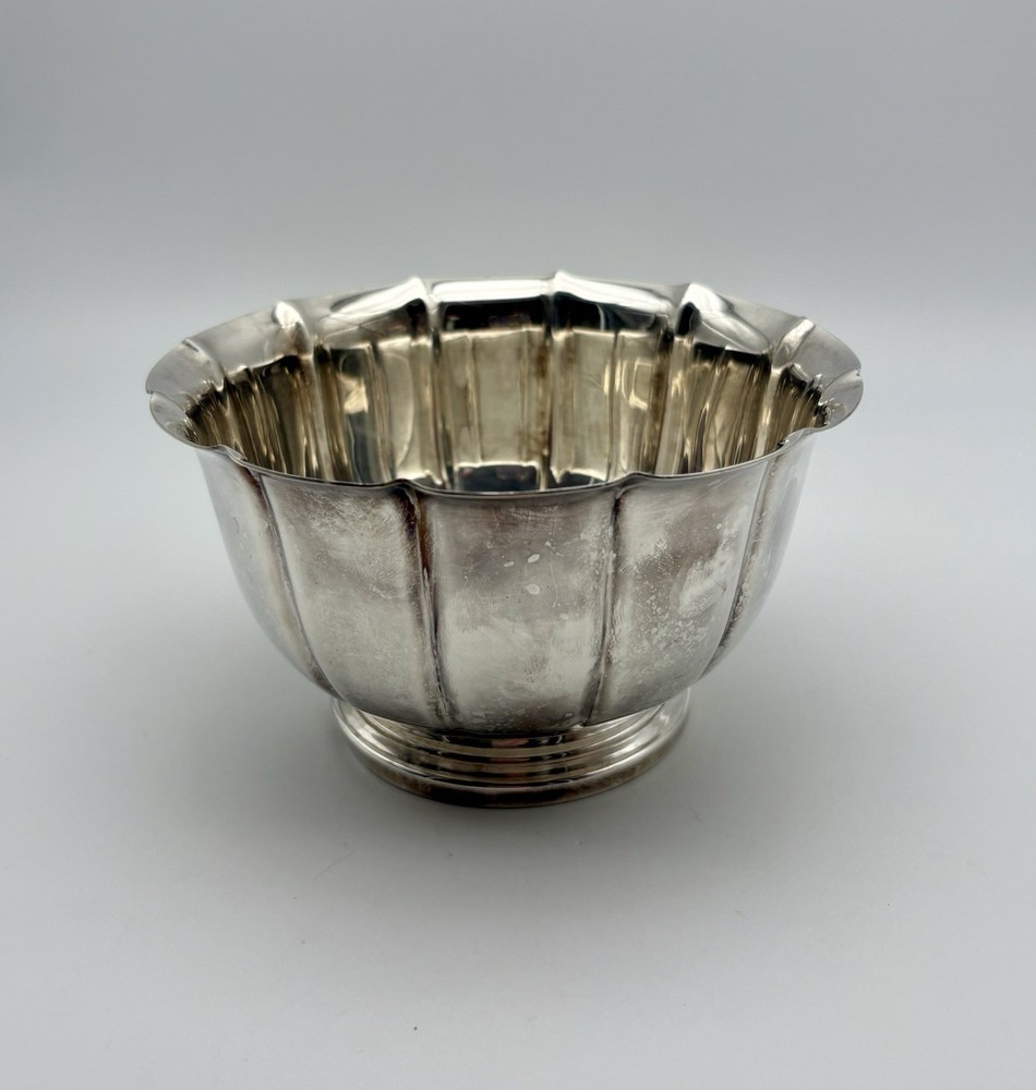 Vintage Crescent Silverware Co. MCM Silver-plate Fluted Bowl Footed Shiny Classy