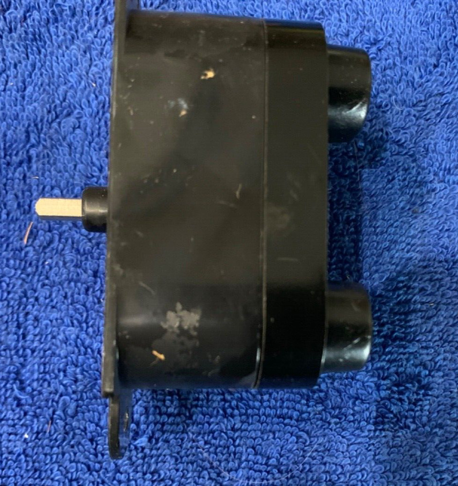 New Broan Time Switch & Silent Type Toggle Switch No. 63 60 minute/hold