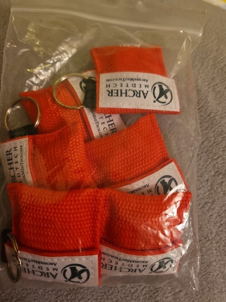 12 - Key Ring CPR Mask - Emergency Face Shield with One-way valve