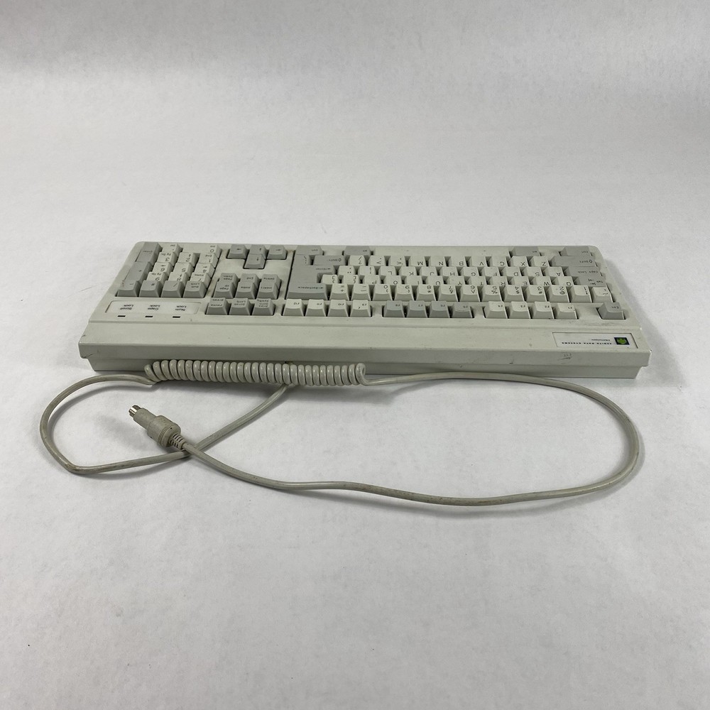 Zenith Data Systems E05009001 163-0098-01-00 Keyboard