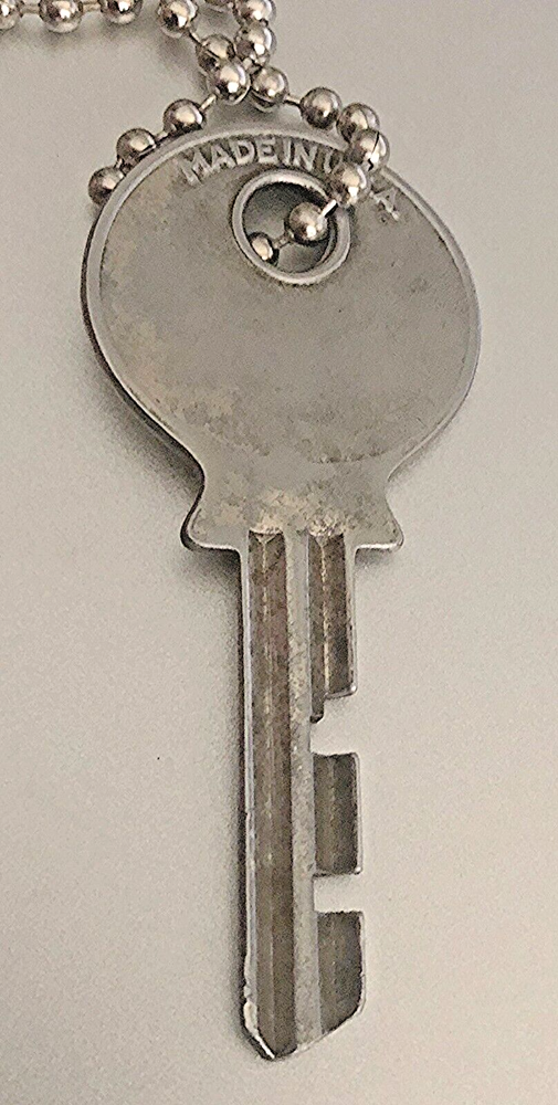 Vintage YALE JUNIOR KEY #8