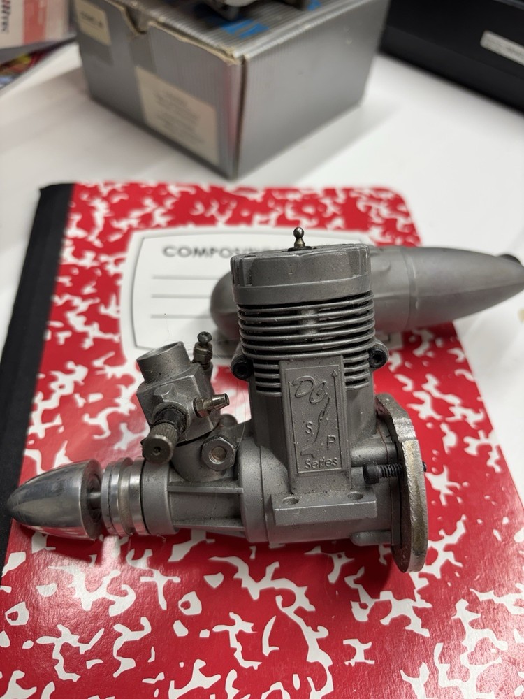 Direct Connection R/C Engine - SP 40-NEW