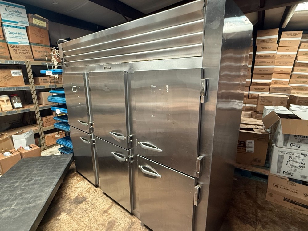 Traulsen 12-Door Refridgerator