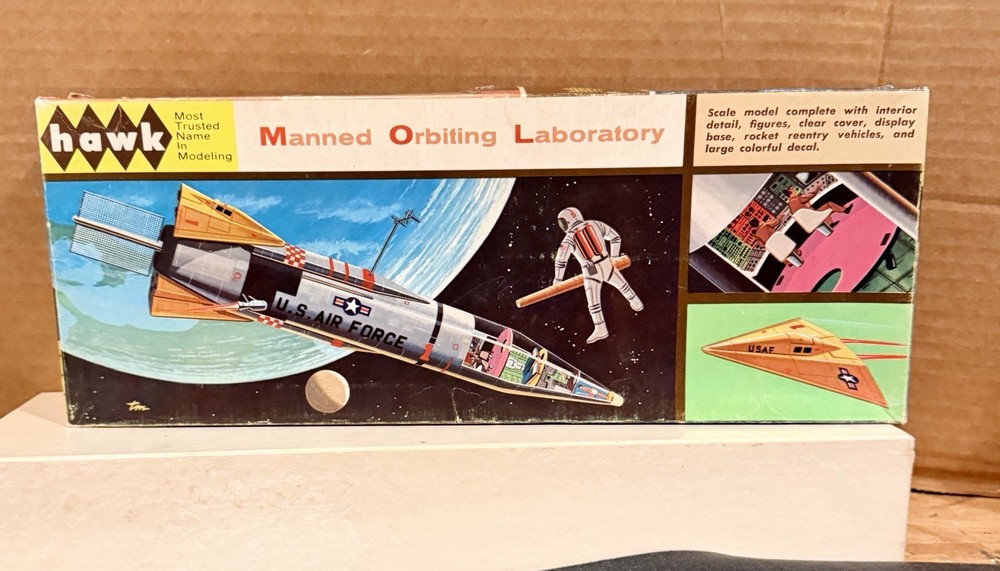 Vintage HAWK 1968 Manned Orbiting Laboratory Model Kit 551-130 Opened Started