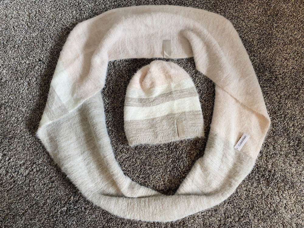Calvin Klein Hat & Neck Scarf Wrap EUC