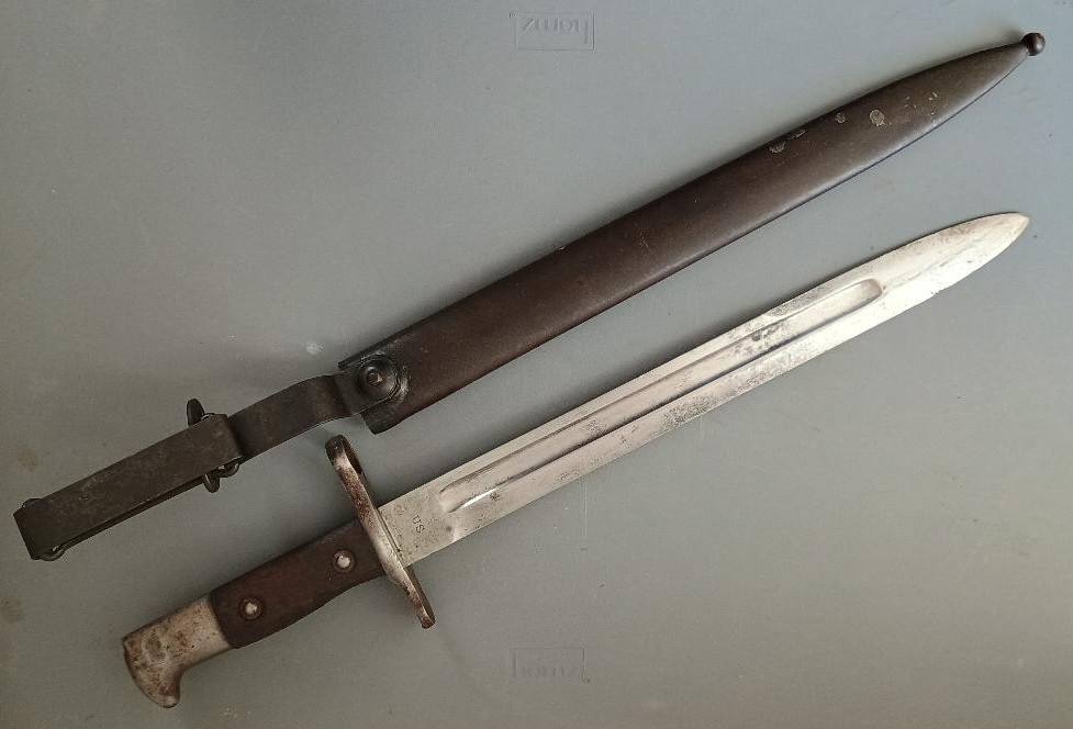 US M1892 KRAG BAYONET AND SCABBARD DATED 1902 VERY GOOD