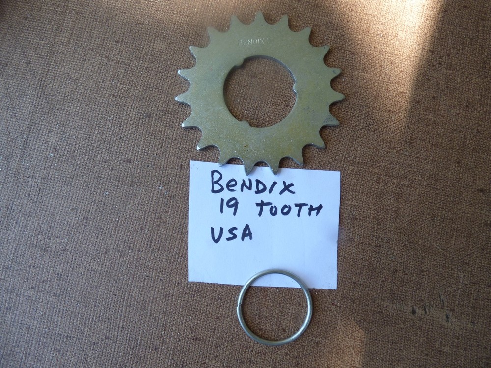 Schwinn Bendix 19 Tooth USA Sprocket & Ring **NOS**