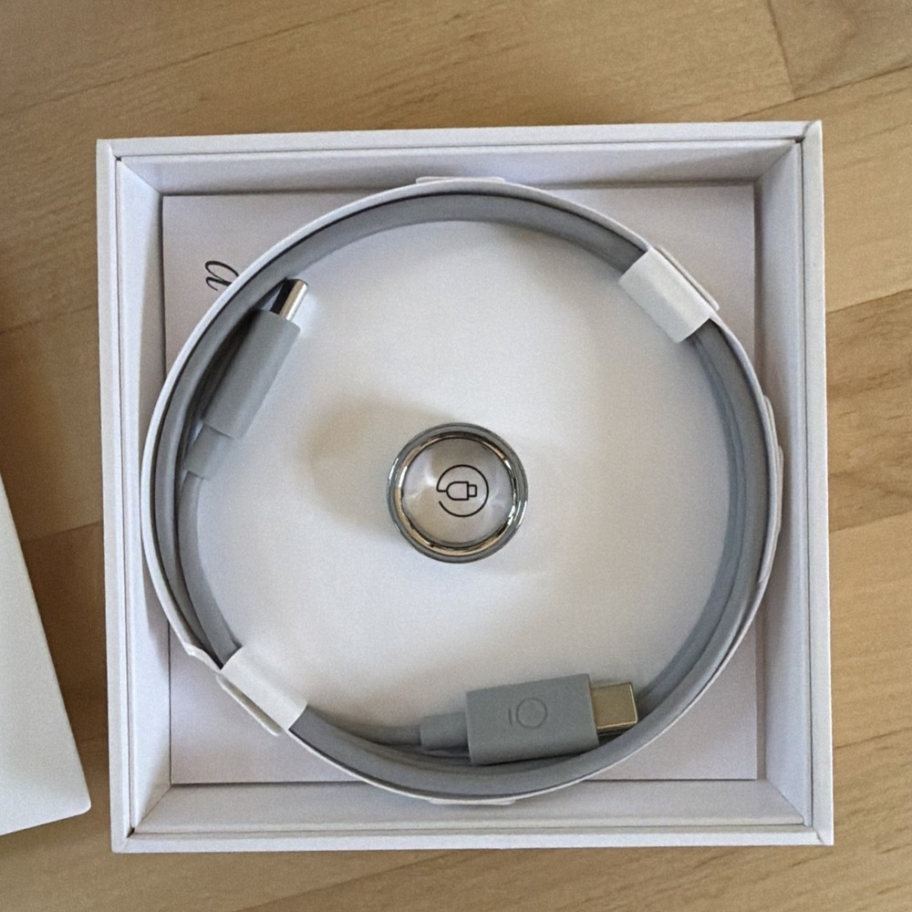 Oura Ring Gen 4 Smart Ring Size 7 Activity Tracker SILVER - New Sealed