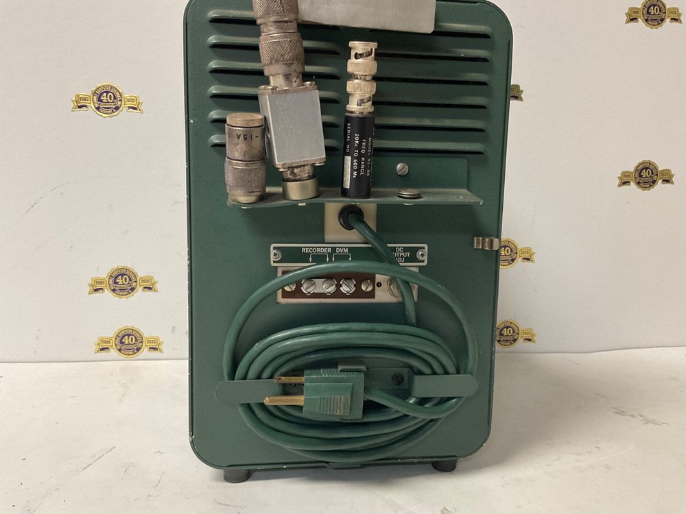 Boonton Electronics model 91H Sensitive RF Voltmeter 50 OHM Adapter connectors