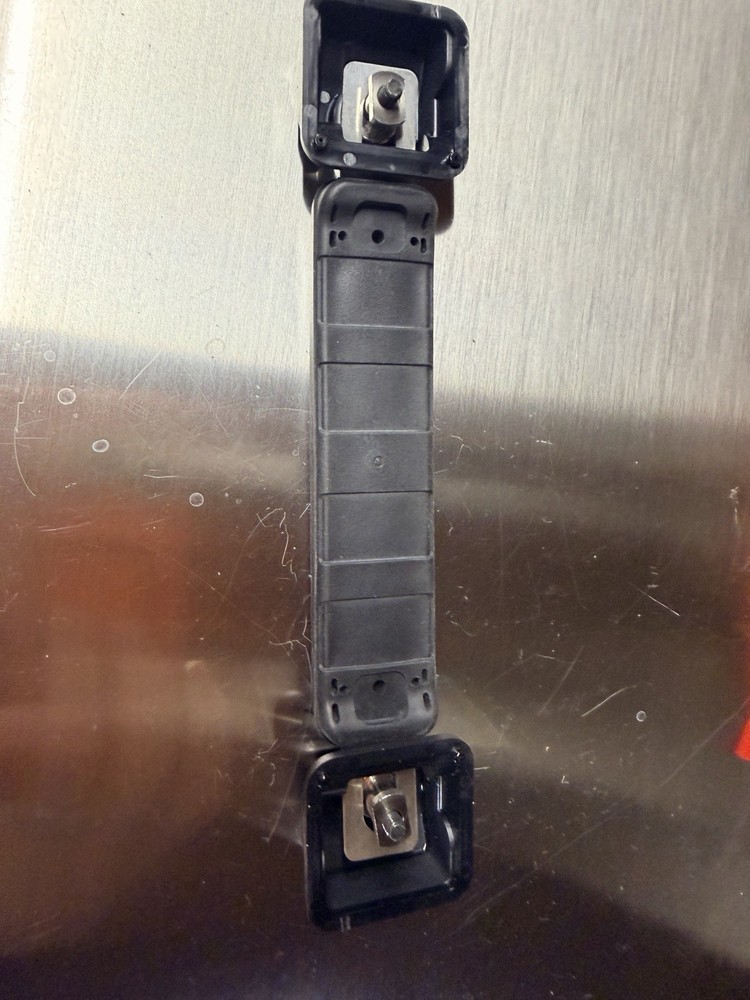 Yaesu FT-897 Carrying Handle