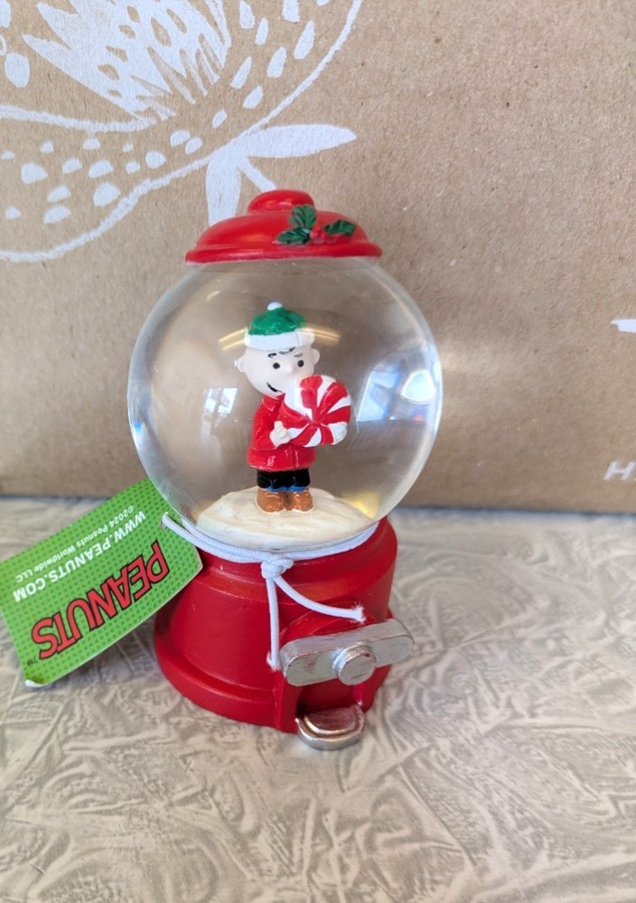 Mini Peanuts Charlie Brown Waterglobe Globe NWT