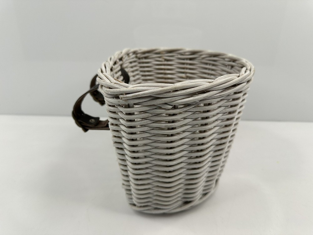 Electra Bicycle Handlebar Wicker Basket White HTF
