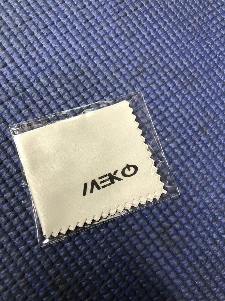 MEKO High Sensitivity Stylus Set w/ Replacement Tips. Boxed. (brown Shelf)