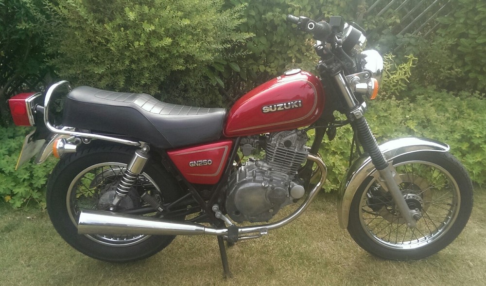 SUZUKI GN250 1993 Regulator/ Rectifier