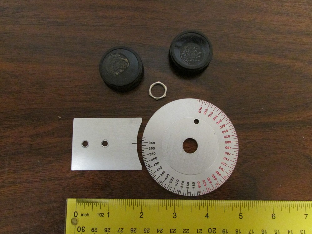 2 Potentiometer Knobs & Wavelength Dial For Spectronic-20