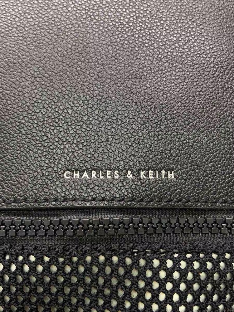 CHARLES&KEITH Backpack Black (Plain)