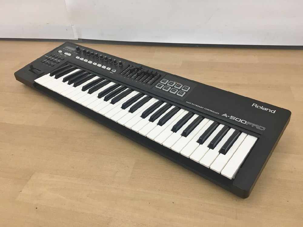 Roland A-500 Pro Midi Keyboard controller