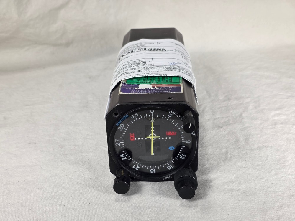 NARCO NAV-122D VOR/LOC Glidescope Indicator NAV Receiver