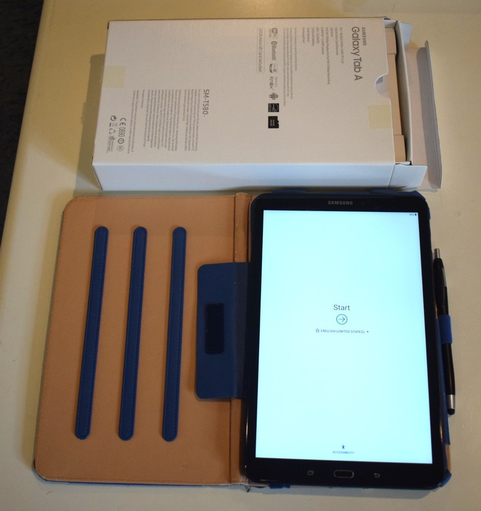 4 Android tablets, 3 cases - 3 boxes - no waiting