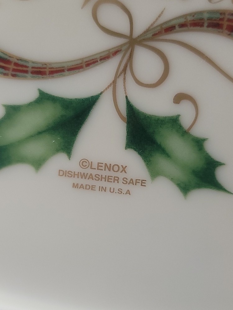 LENOX HOLIDAY NOUVEAU GOLD RECTANGULAR SERVER 3-SECTIONAL DIVIDED MADE USA 16”
