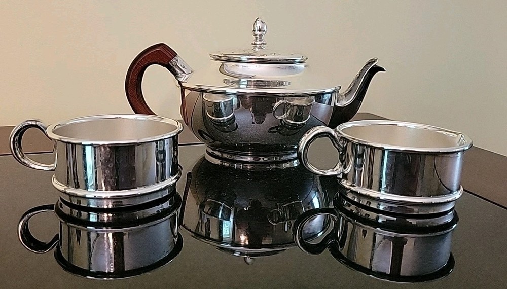 Vintage Friedman Silver Co. Silver Plated Tea Pot Stackable Cups Wood Handle