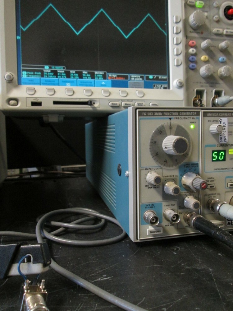 Oscilloscope Current Probe Amplifier & Power supply Tektronix AM503A for A6302