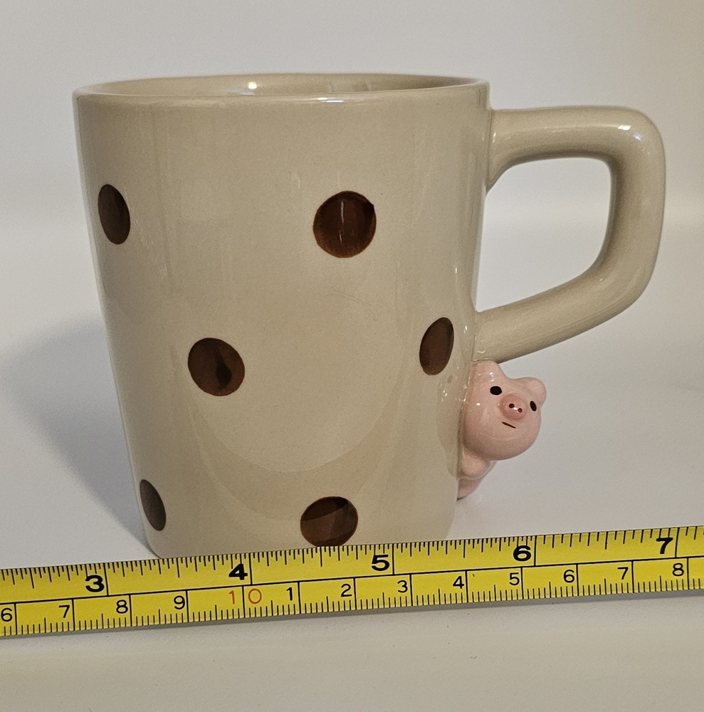 Concombre Decole Hiding Pig Mug with Polka Dots