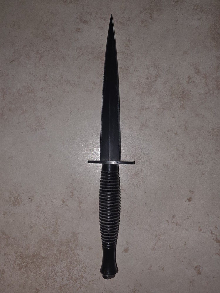 MI 1945 Black Dagger