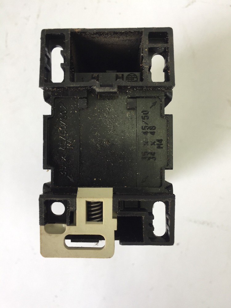 TELEMECANIQUE CA3DN31 CONTACTOR 600VAC COIL 24V