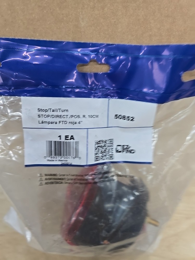 8 Units : Grote 50852 4" Two-Stud Stop Tail Turn Light