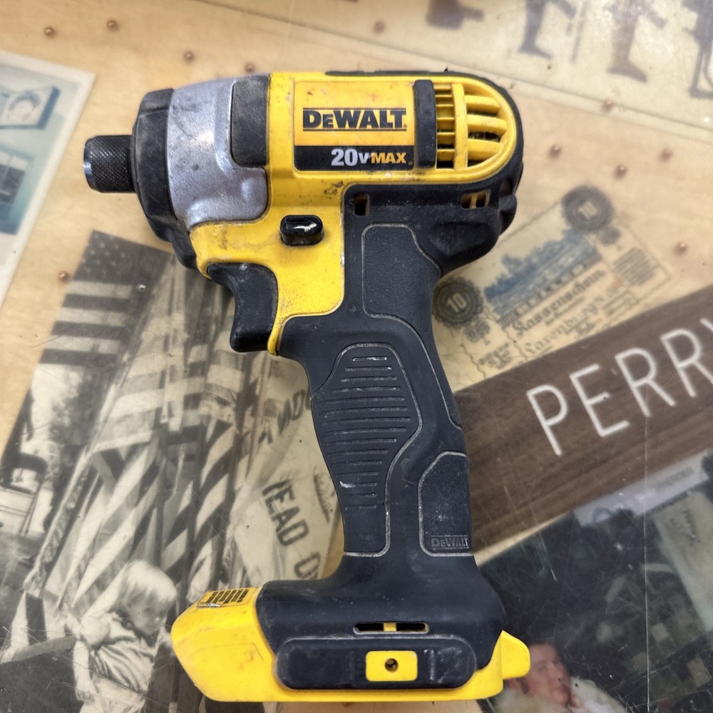 DEWALT DCF885 Impact Driver, Tool Only