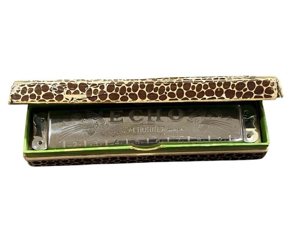 Vintage M. HOHNER echo harmonica C Key Germany W/original case