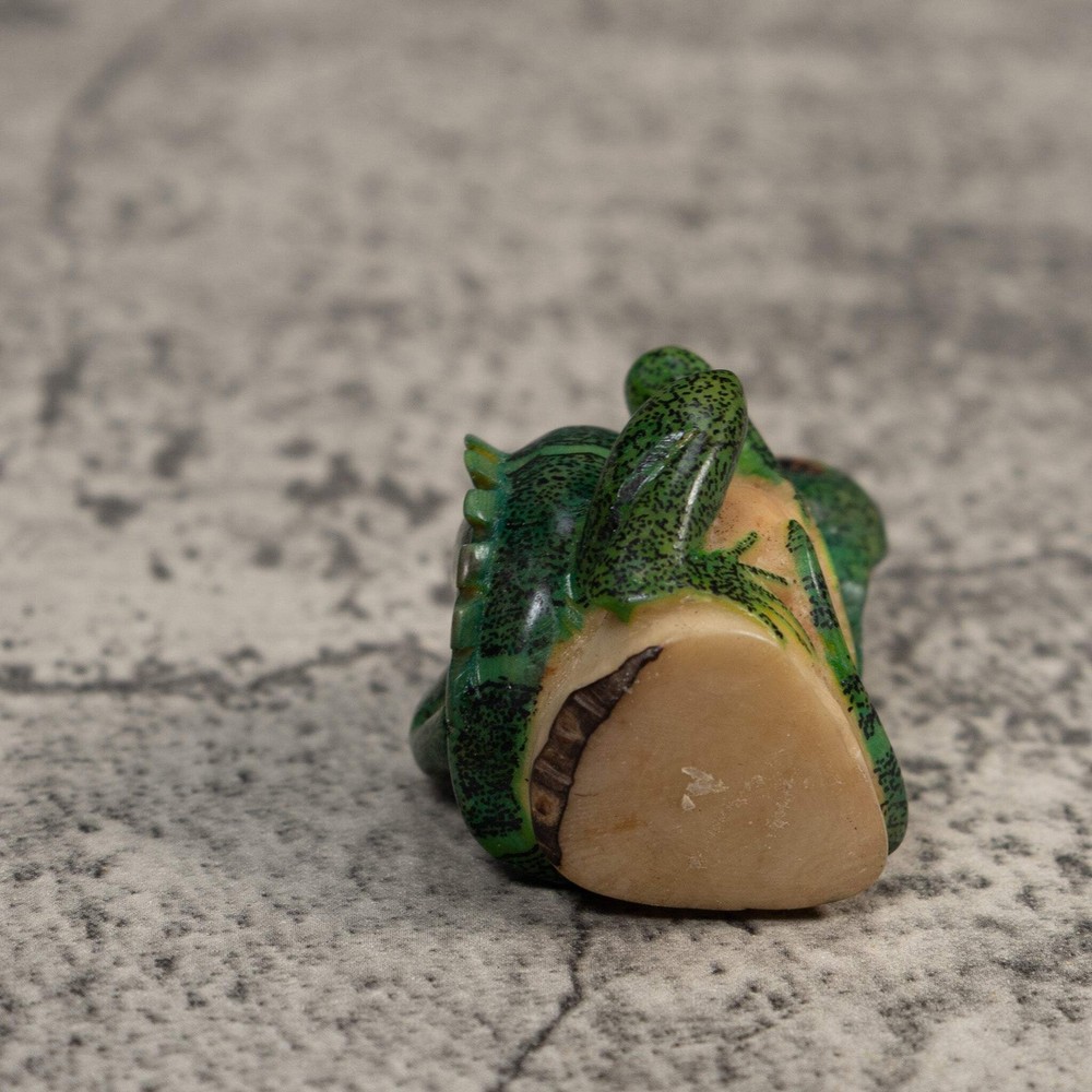 Green Iguana Lizard Tagua Carving