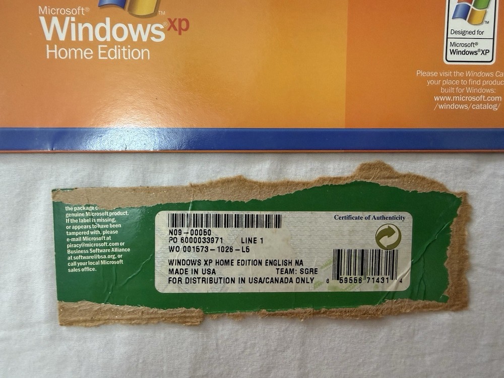 Microsoft Windows XP Home Edition 2002 Pre-owned Used See Description