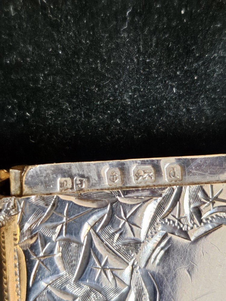 Antique Solid Silver Vesta Case C1903 Fully Hallmarked By Albert Jackson Birming