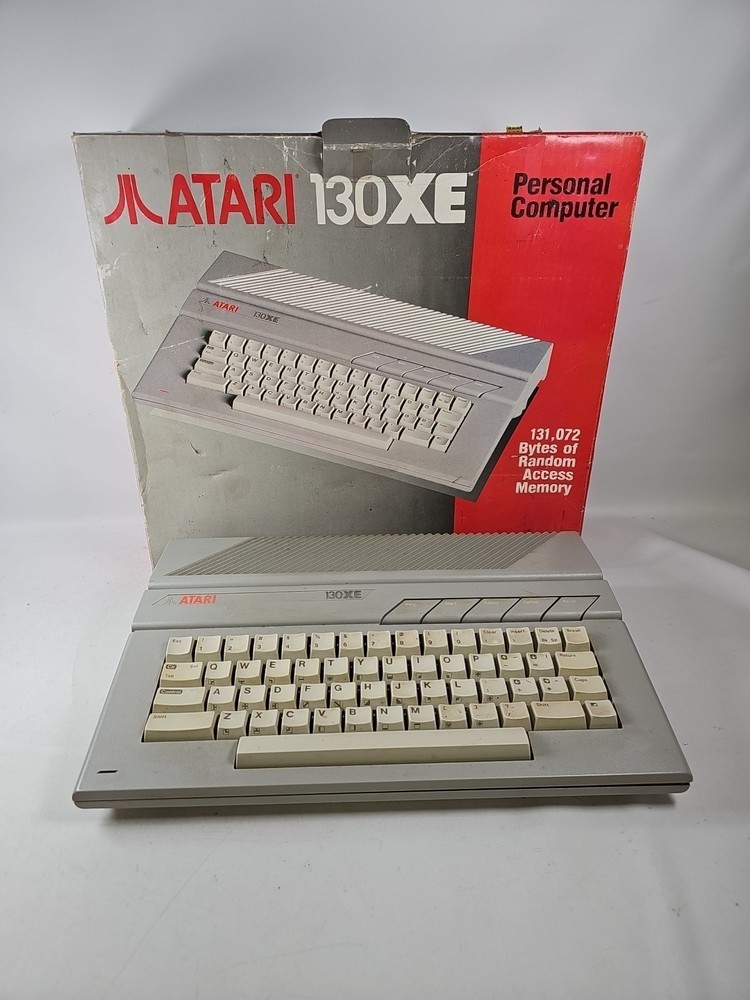 Atari 130XE Computer Untested WITH BOX Nice Shape