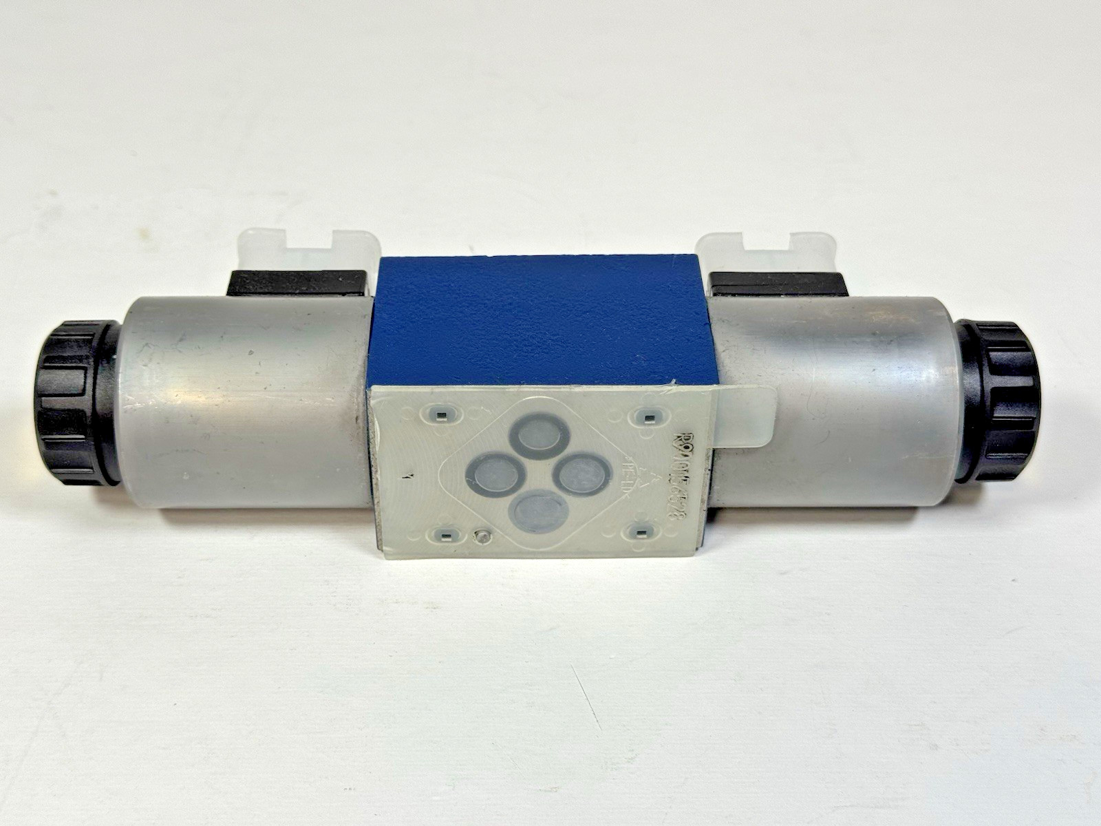 GENUINE REXROTH R978017761 DIRECTIONAL SPOOL VALVE 4WE6J62 4WE 6 J6X/EG12N9K4/62