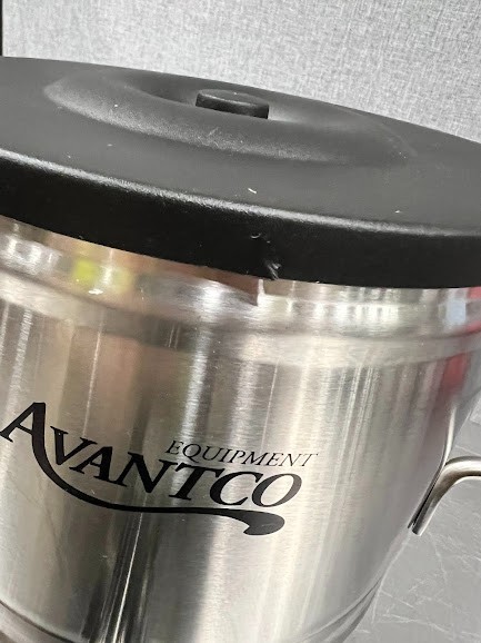 Avantco ITD2-GRD-MV 2 Gallon Round Iced Tea Dispenser with Stainless Steel Valve