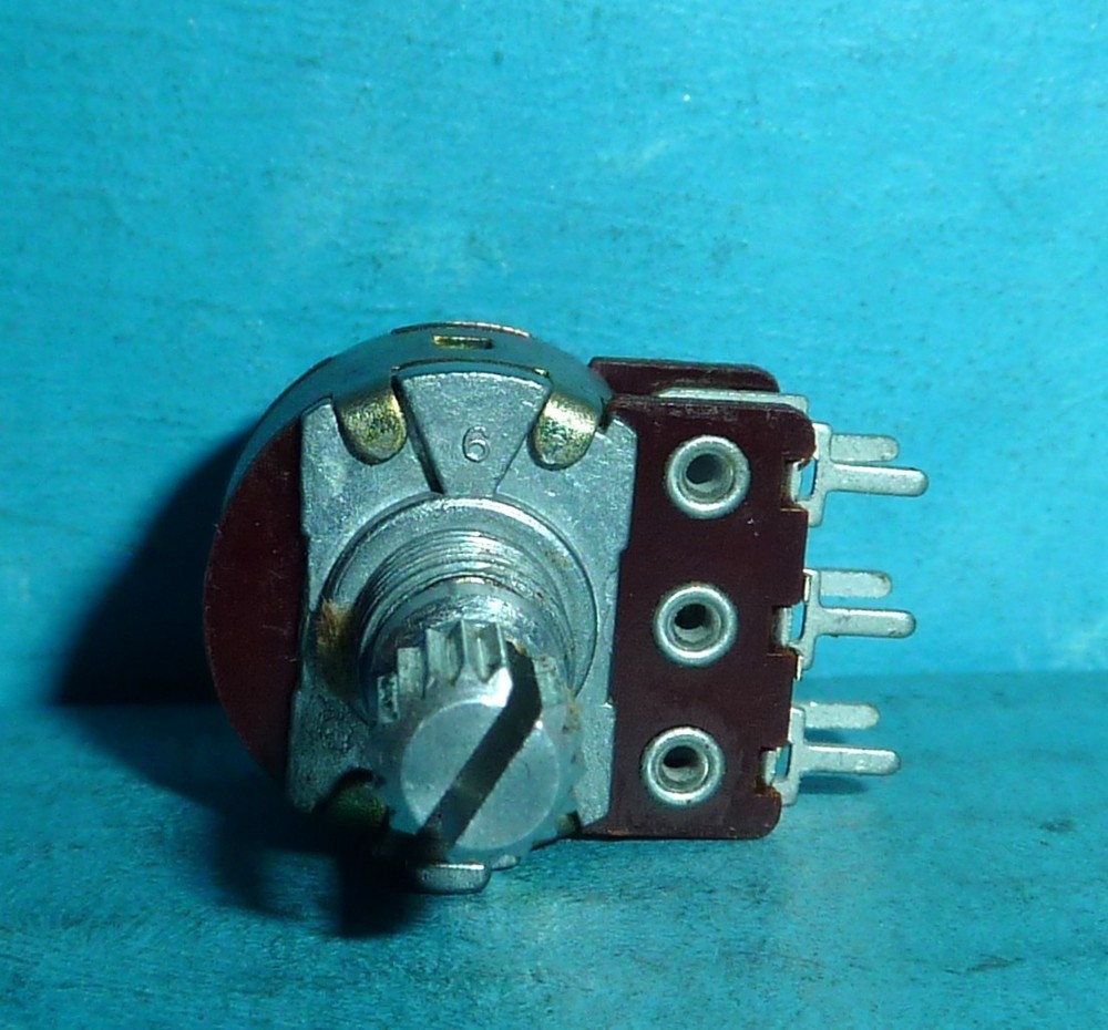 OEM Marantz RM01030210 Potentiometer NOS