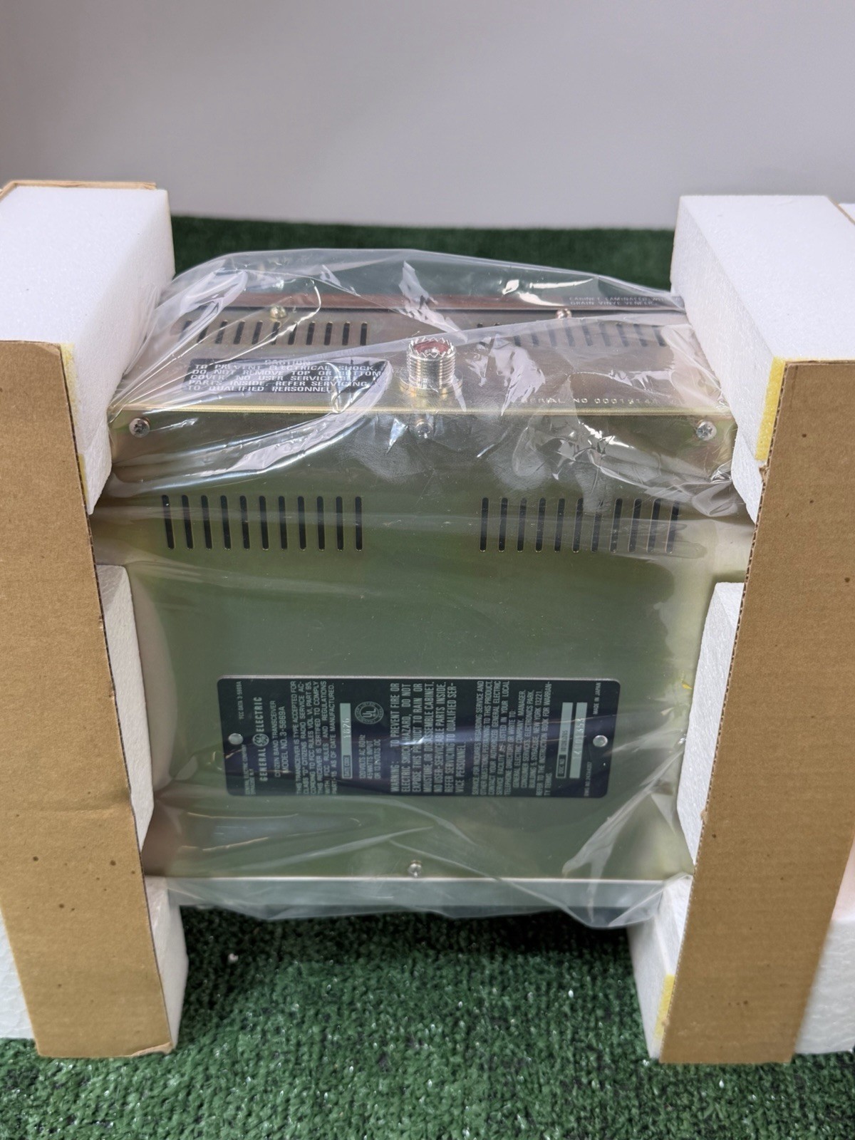 Vintage GE General Electric 3-5869a CB Radio 40 Channel PLL System BRAND NEW!!!