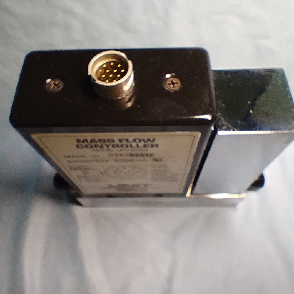 Mass Flow Controller Unit UFC-2550, Gas- N2, Range- 3000sccm, Used